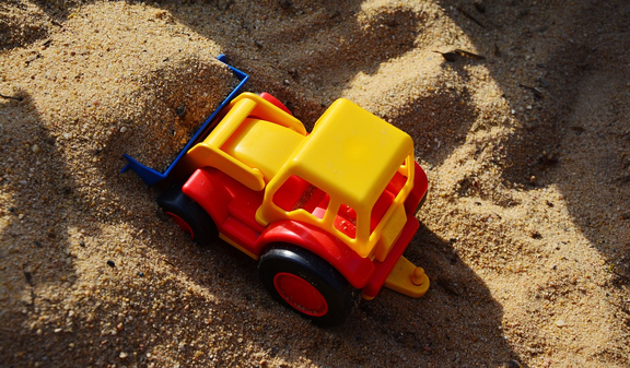 sand-pit-2148720_1280